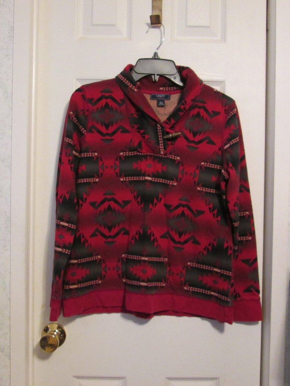 Chaps Women's Aztec Print Top Size Large